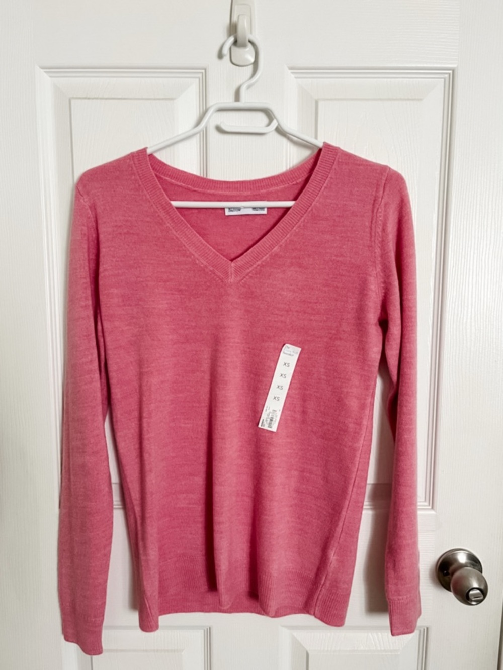 V-Neck Sweater in Rose Pink | Croft & Barrow | XS